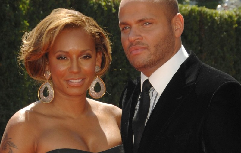 Mel B s-a despărţit de soţ 