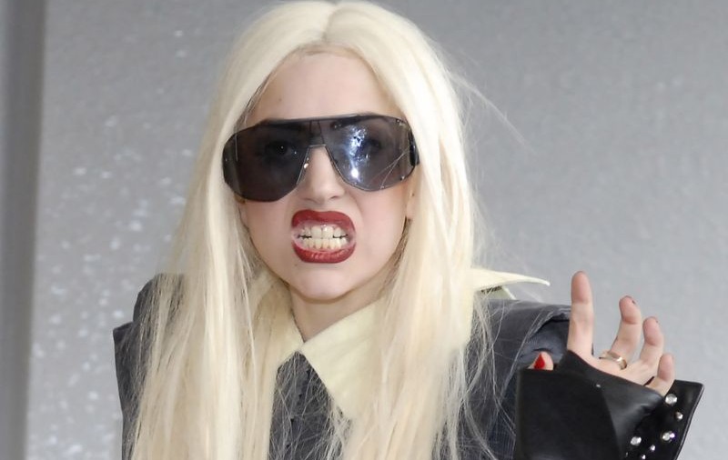 Lady Gaga, testată pentru lupus din cauza oboselii