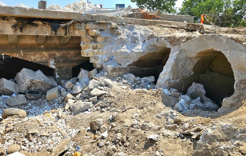 Ce s-a găsit în timpul săpăturilor de la Planşeul Unirii: Primăria Sectorului 4 a chemat arheologii