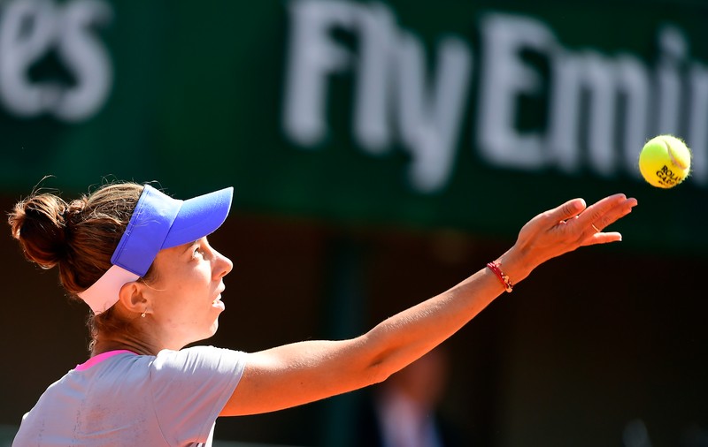Prima reacție a Mihaelei Buzărnescu, după înjurăturile de ieri. Ce va face la Wimbledon? ”Simt durere la umăr”
