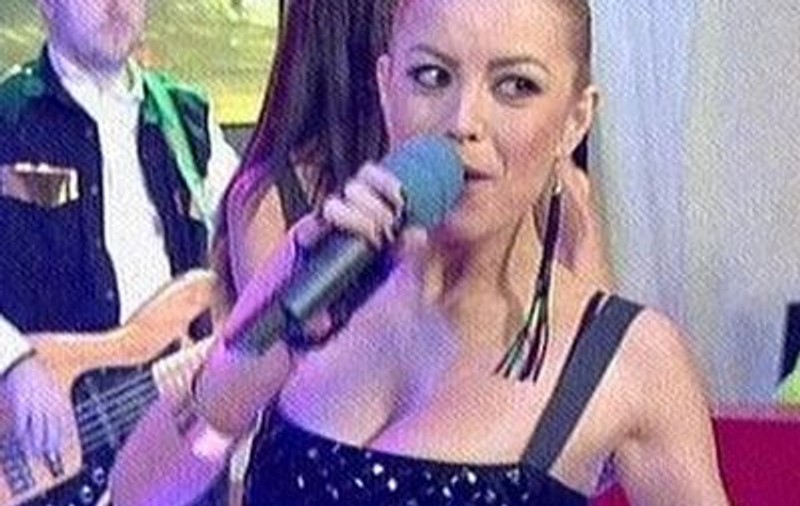 Elena Gheorghe, dans lasciv în fața soțului | FOTO