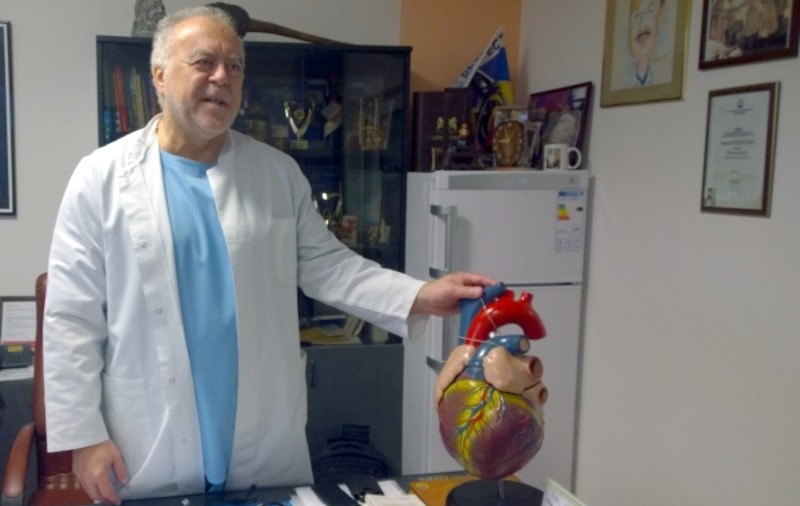 Cunoscut medic din Timișoara, prins în flagrant în timp ce lua mită. Câți bani i-a cerut unui pacient