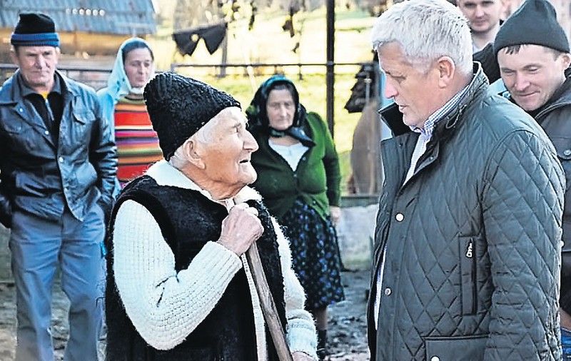 Mihai Ivanciuc este cel mai bătrân maramureșean | Sf. Nicolae i-a adus 106 ani