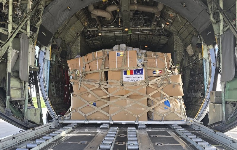 România trimite 15 tone de ajutoare umanitare, cu două aeronave, populației civile din Liban