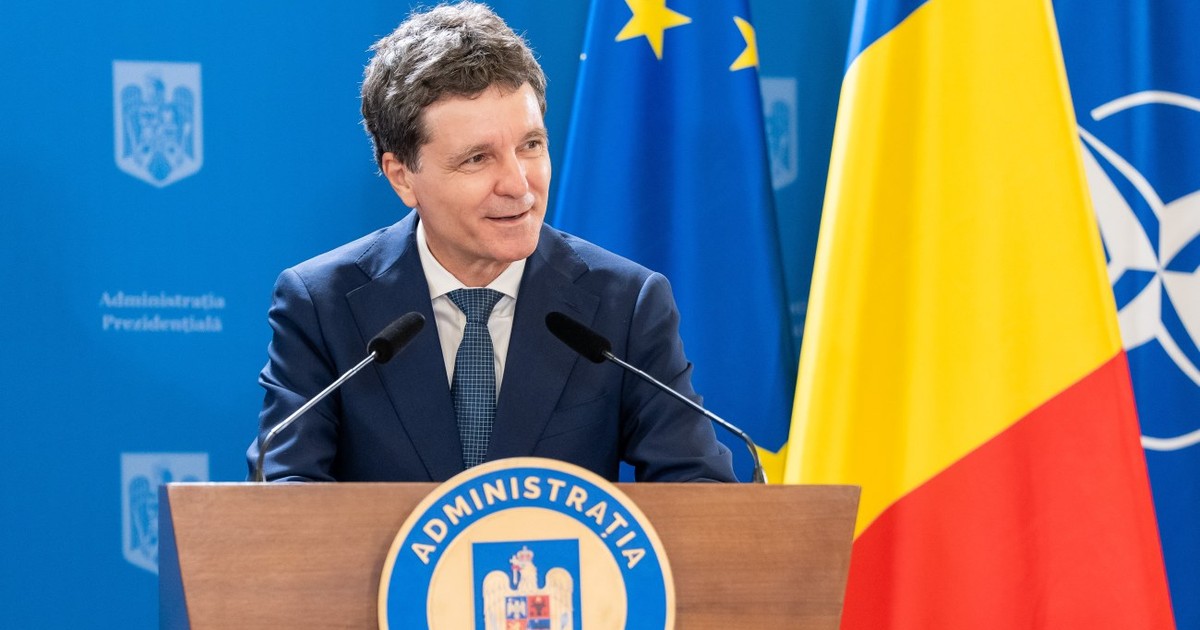 Mesajul lui Nicușor Dan pentru profesori, elevi și părinți la începutul anului școlar 2026-2027: „Școala trebuie să formeze adulți cu simț critic” și „Nu neglijați interacțiunile cu ceilalți”