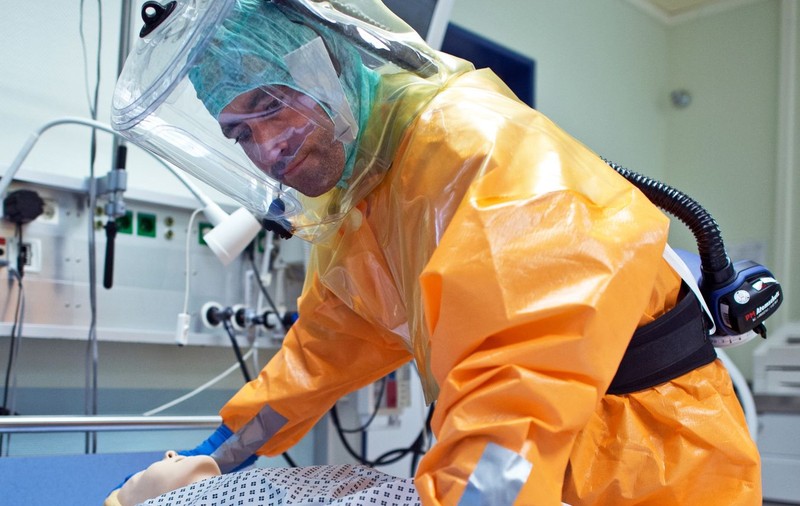 Bilanţ TRAGIC. 1350 de oameni au murit de EBOLA. CE MĂSURI a anunţat ONU