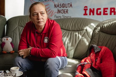 Carmen Suciu a fondat Asociaţia “Născută Înger”, în Piatra Neamţ. Foto: Eli Driu / Libertatea