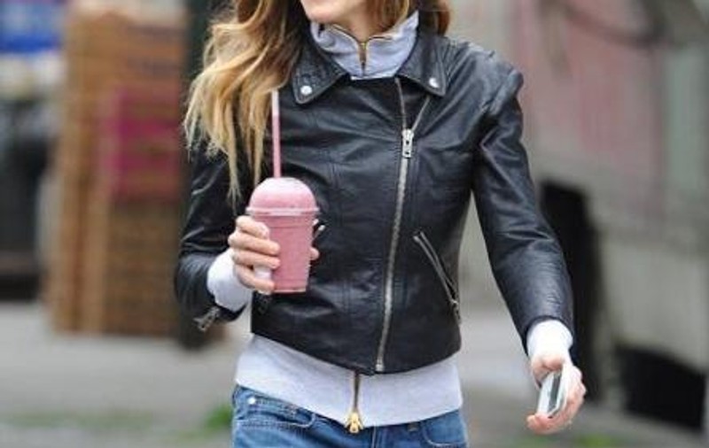Sucurile-minune care o ajută pe Sarah Jessica Parker să aibă o siluetă impecabilă