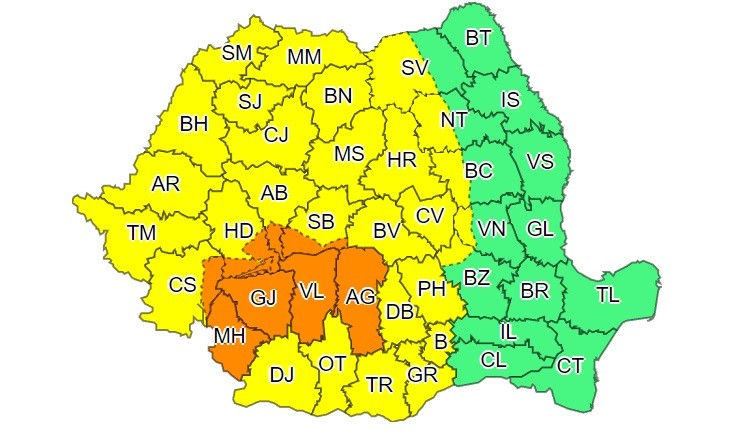 Avertizare cod portocaliu şi galben de furtuni, valabilă de astăzi, ora 10:00, până luni, ora 22:00