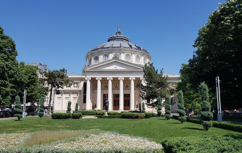 VIDEO / București, orașul celor o mie de distracții