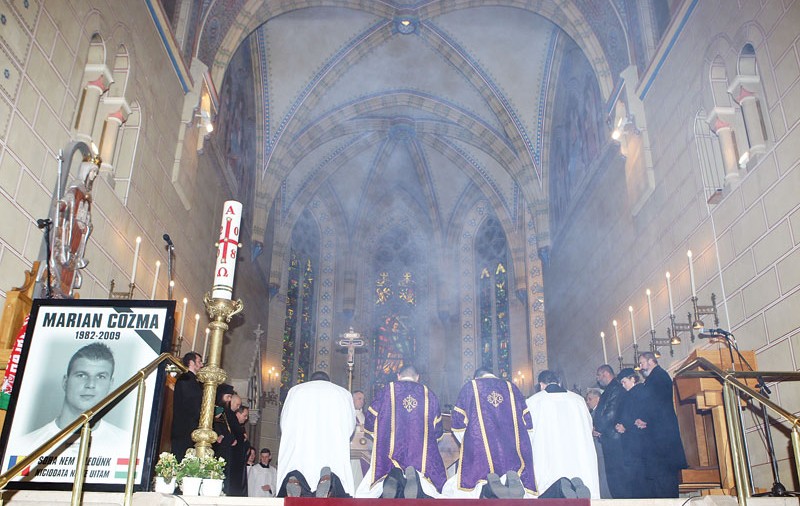 Cozma, jelit în Biserica Regilor