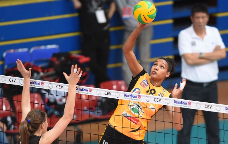 Nneka Onyejekwe începe pregătirea pentru Jocurile Olimpice Europene de la Baku