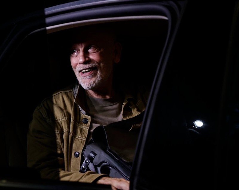 John Malkovich a ajuns în România. Actorul va urca pe scena Teatrului Național din Timișoara