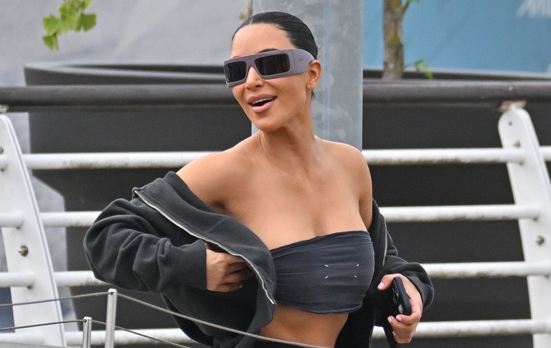 Cum se menține Kim Kardashian în formă la 44 de ani. Are o rutină de sport strictă: „Fac multe exerciții cu greutăți”