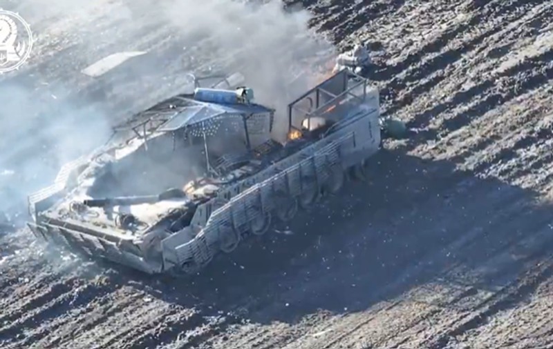 Momentul în care armata ucraineană distruge 3 tancuri și 7 IFV-uri, respingând un puternic atac rus I VIDEO