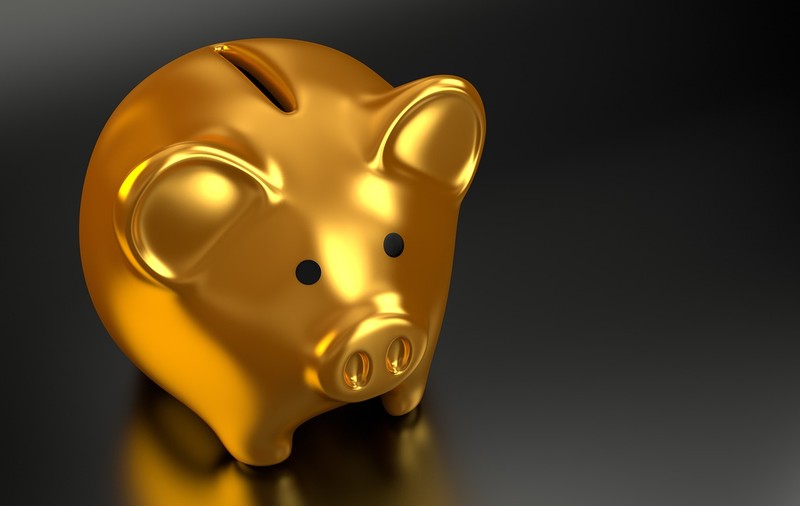 Cum să economisești? Cinci idei care te vor ajuta să pui bani în pușculiță
