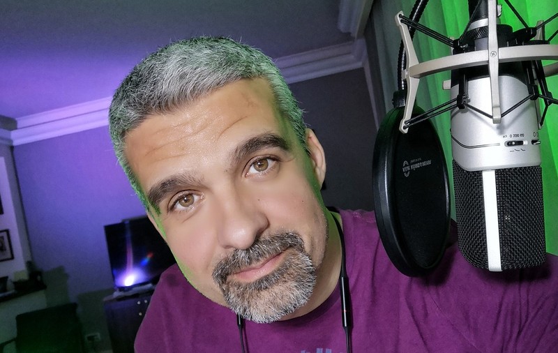 Aurelian Temișan își aniversează ziua de naștere live, cu fanii. „Un moment istoric și pentru mine”