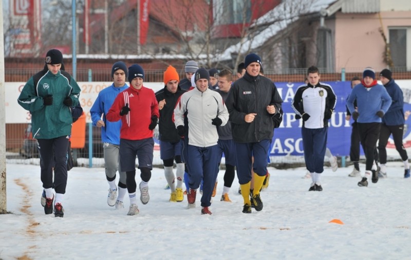 Liga a II-a: Corona vrea să ia coroana!