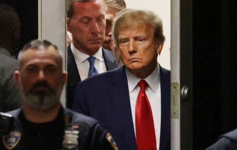 Imaginile unei zile istorice: inculparea fostului președinte Donald Trump, în fața unei Americi uluite