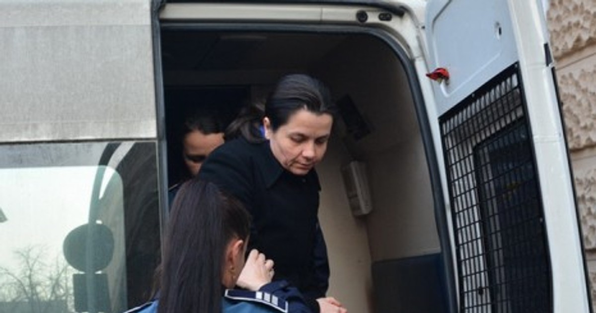 Şefa Departamentului de Medicină Dentară a Facultăţii de Medicină din Oradea, arestată pentru 30 de zile