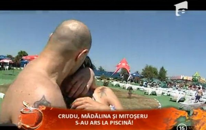 MITOȘERU și PAMFILE, SĂRUT pătimaș în VĂZUL TUTUROR!
