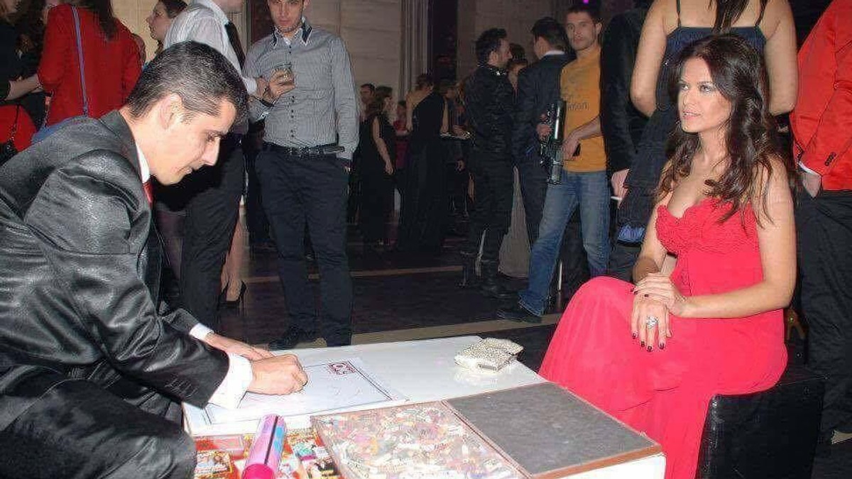 Gogu Neagoe, olteanul care realizează caricaturi în timp record la evenimente mondene