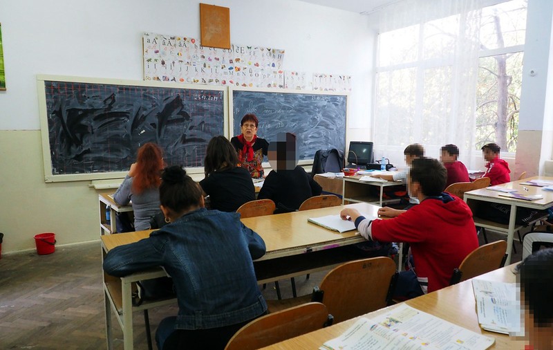 16 elevi de la o școală din Iași au făcut enterocolită acută după ce au mâncat sendvișuri prin programul „Masa sănătoasă”