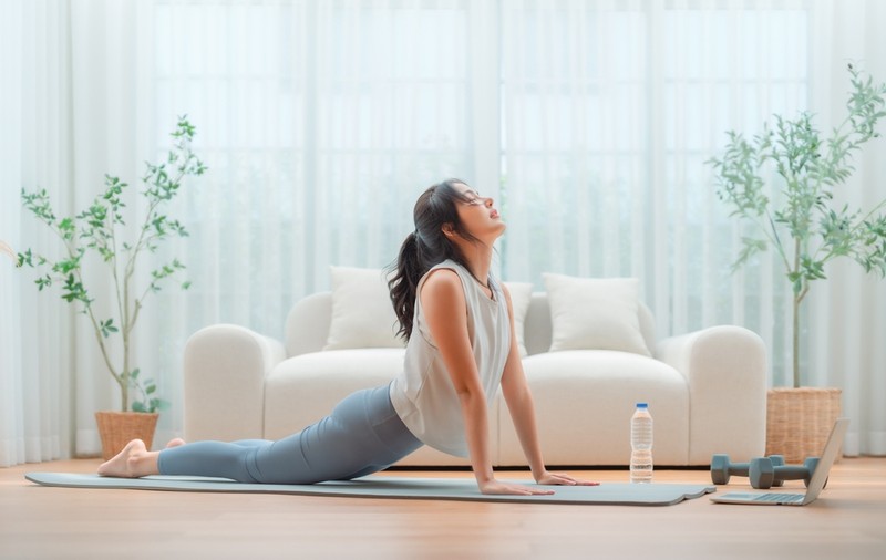 Ce exerciții de yoga să faci pentru un somn odihnitor