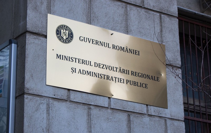 Ex consilieră la Ministerul Dezvoltării, câștiguri de 500.000 de lei pe an. Ionela Stoian este judecată în dosarul Belina