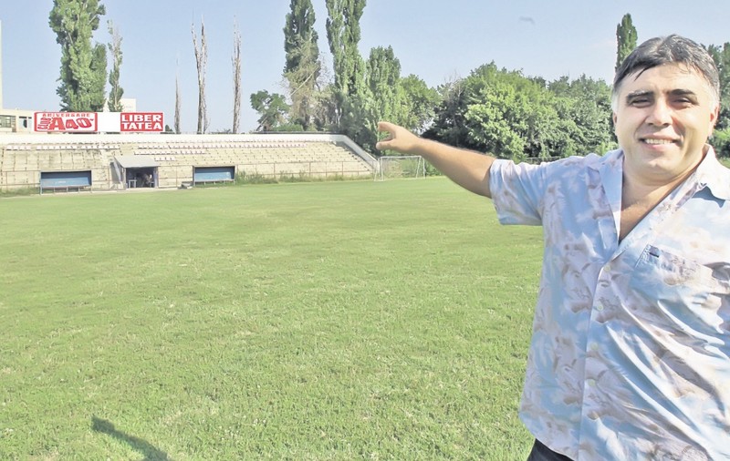 40 de ore de muzică pe stadion