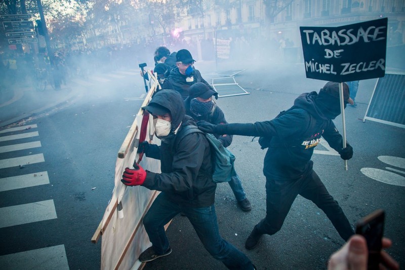 Protestele violente la Paris