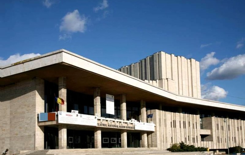 Acuzații de corupție la Teatrul din Craiova. Procurorii DNA fac percheziții, după ce angajații au depus o plângere