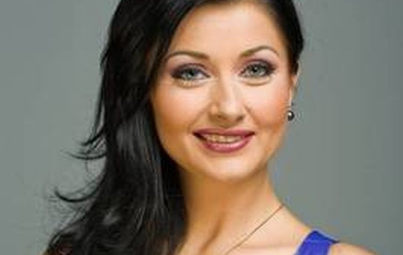 GABRIELA CRISTEA I-A DAT GATA PE TOŢI CU FOTOGRAFIA ASTA! 