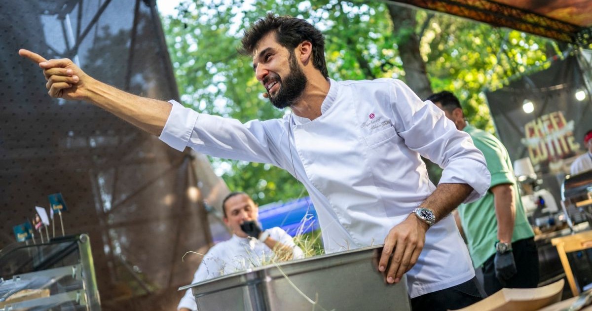 Richard Abou Zaki, juratul „Chefi la cuțite”, la Summer Well | Foto: Antena 1