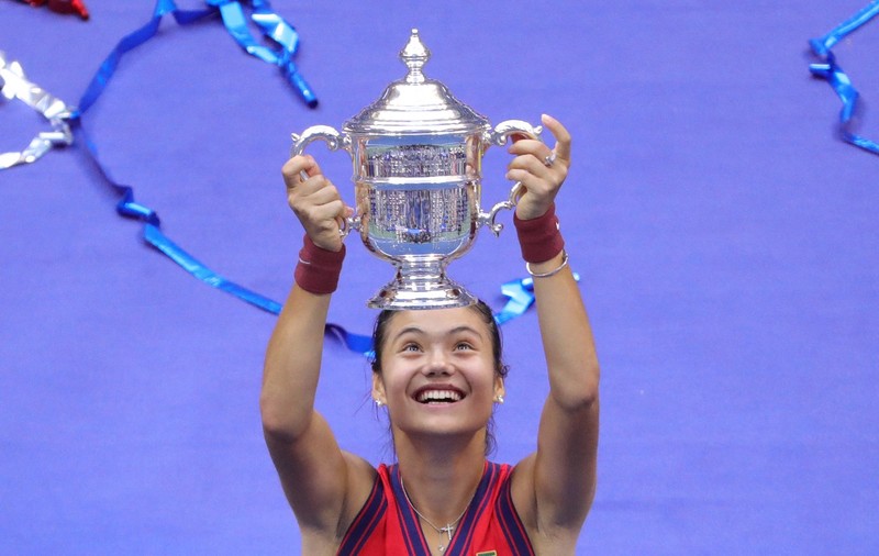 Emma Răducanu a câștigat US Open 2021. Este prima jucătoare care câștigă un turneu de Grand Slam venind din calificări