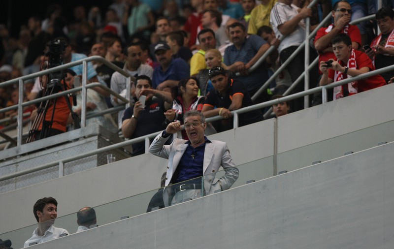 Gigi Becali e în culmea fericirii: "CFR Cluj ne va face campioni, pentru că îi va bate pe duşmanii noştri!"