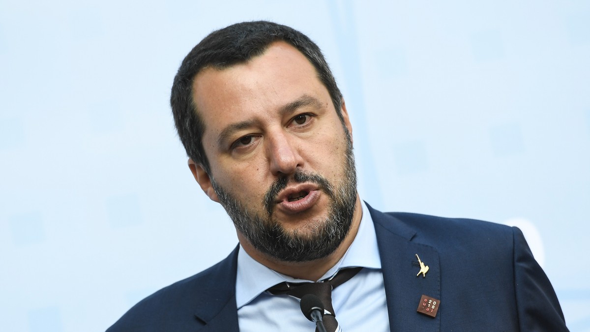 Scrisoare critică din partea unui lider politic român pentru vicepremierul Italiei