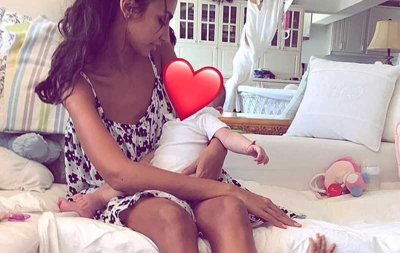 Mădălina Ghenea, pe mâna medicului stomatolog. Fetiţa ei i-a fost alături