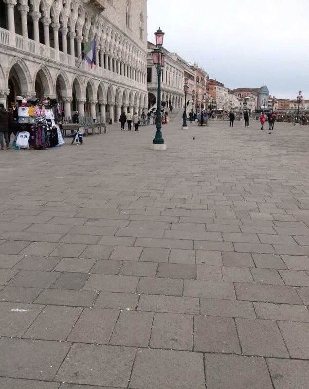 Veneția este pustie. O româncă, ghid în orașul cu 30 de milioane de turiști pe an: „Financiar, e un dezastru”