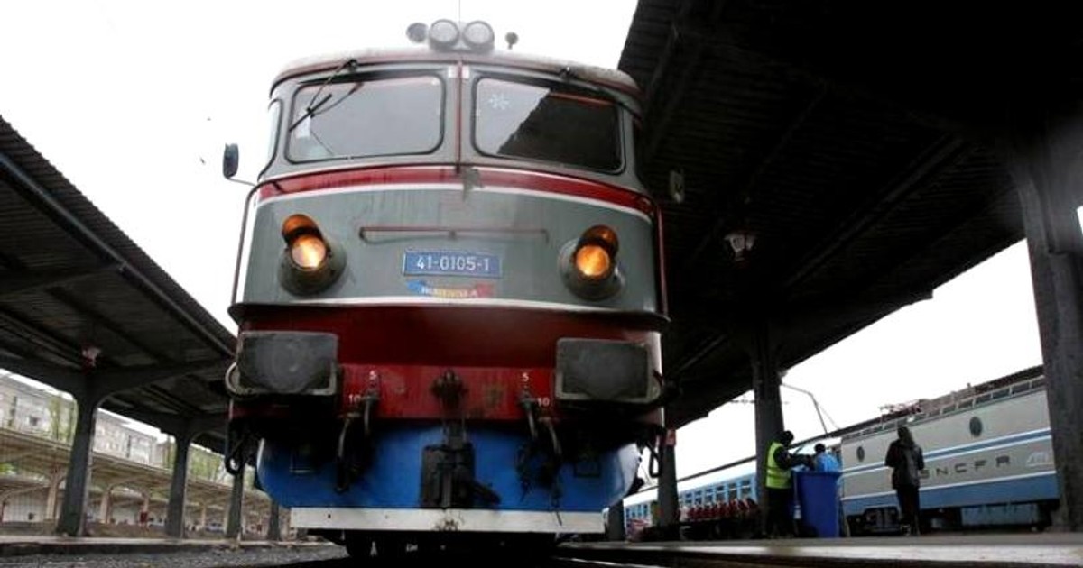Un bărbat a fost lovit de tren în zona barierei Andronache din București