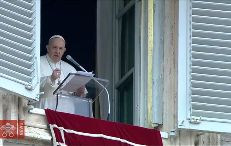 Papa Francisc le cere italienilor să nu se grăbească să sărbătorească victoria împotriva COVID-19