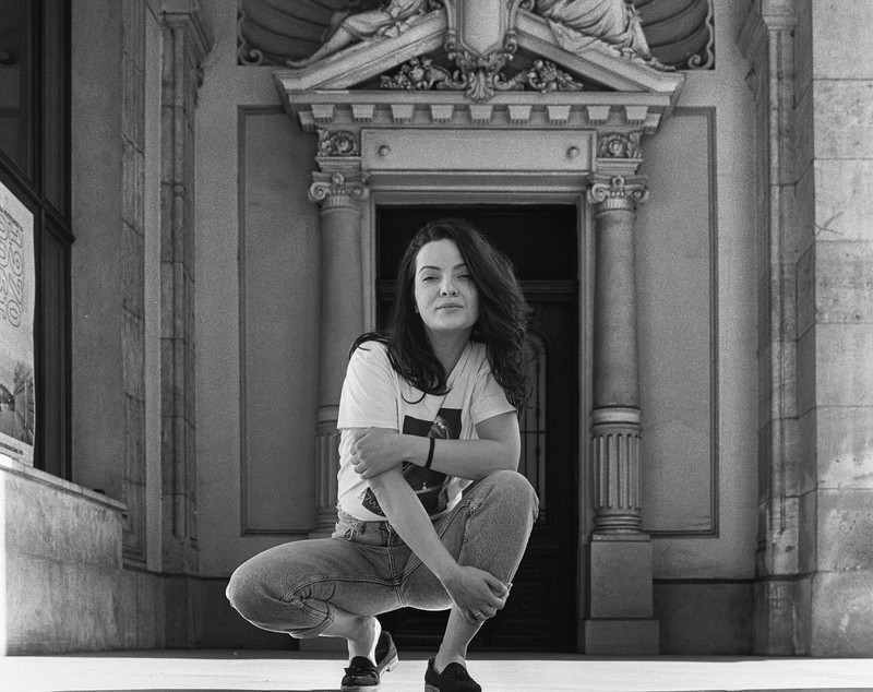 Anca Dinicu și-a dus fiul în prima vacanță la plajă. Imagine rară cu Radu și partenerul actriței, Georgian Păun