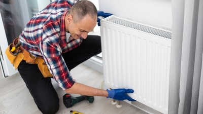 De ce se aude zgomot în calorifere – cauze