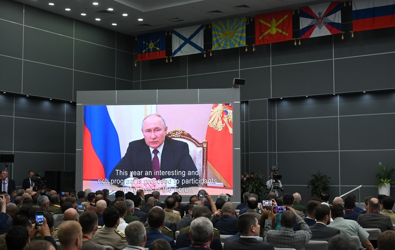 Putin anunță că Rusia e dispusă să coopereze militar cu alte țări, „care își apără interesele naționale și calea lor independentă de dezvoltare”