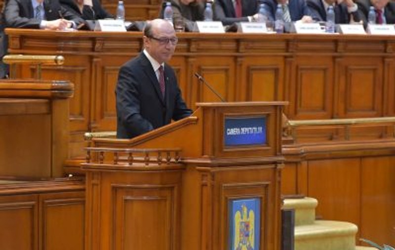 Tăriceanu și Băsescu, replici în plenul Parlamentului: Ați depășit timpul! Da, dar am spus lucruri mai interesante decât dumneavoastră!