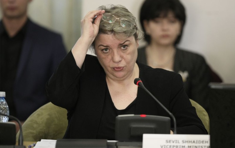 Ședință informală la Guvern, vineri, pe tema bugetului de stat; Sevil Shhaideh prezidează întâlnirea