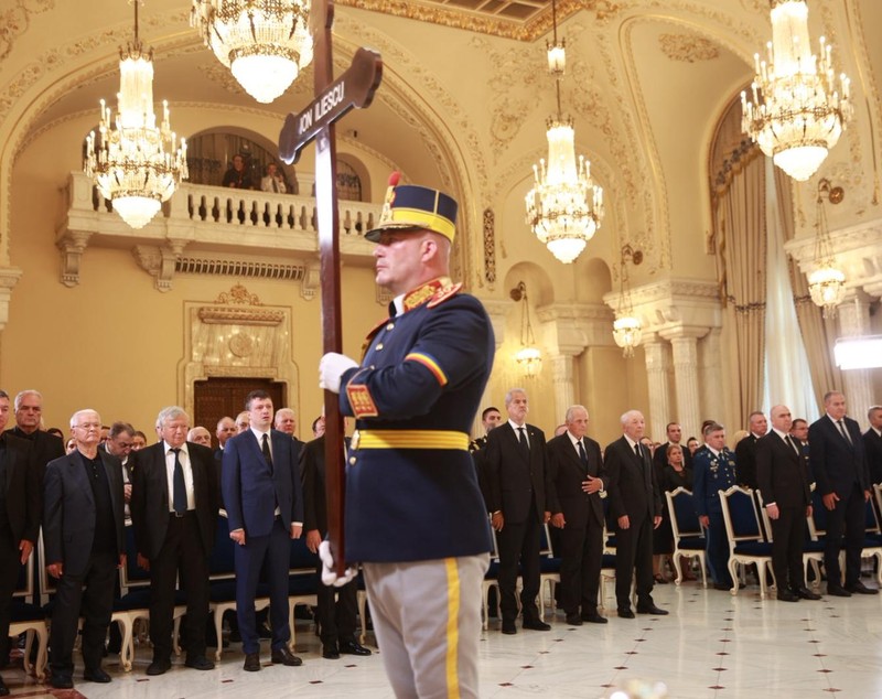 Înmormântare Ion Iliescu. Imnul a fost intonat pentru ultima dată pentru fostul președinte la Cimitirul Ghencea III