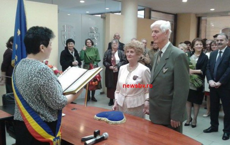 Dragostea nu are vârstă! Un fost pilot militar a spus DA la 94 de ani!