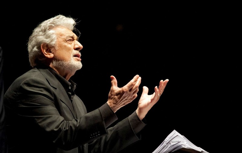 Placido Domingo, ovaționat aproape 20 de minute pe scena de la Scala, în pofida scandalului de hărțuire sexuală