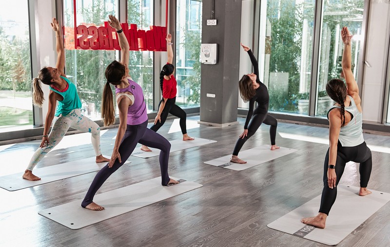 Pe 21 și 22 iunie, World Class oferă clase gratuite de yoga în București și în țară, cu ocazia Zilei Internaționale Yoga